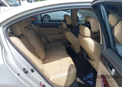 2012 Hyundai Genesis 4.6 z USA, uszkodzony, nr VIN KMHGC4DF0CU206780